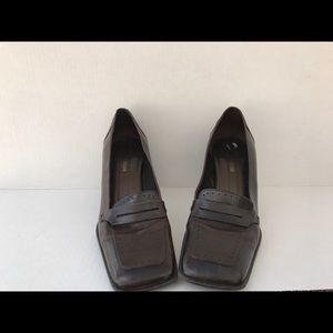 💥LAST CHANCE💥8.5 Enzo Angiolini Brown Loafers